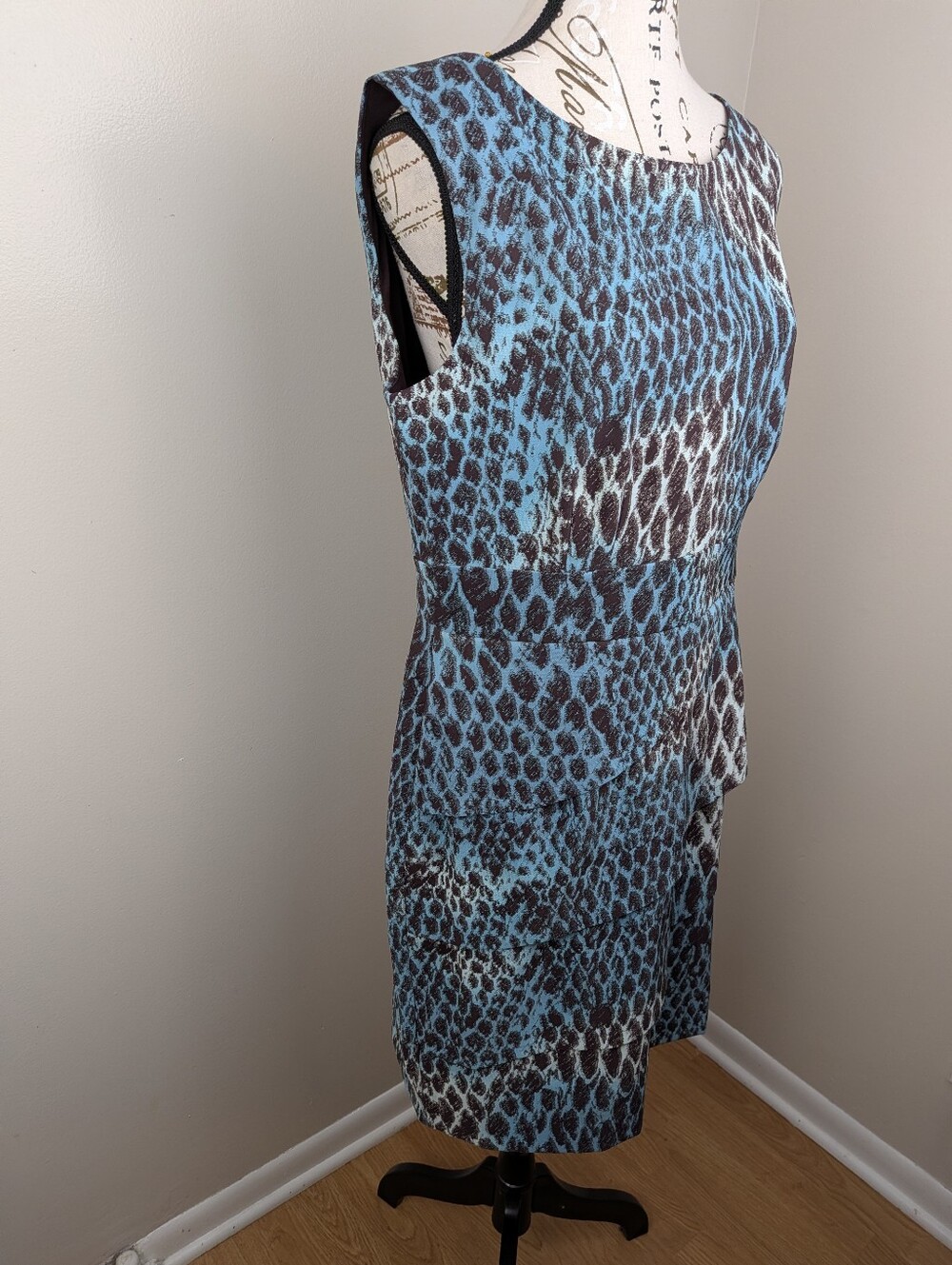 CONNECTED Brown Teal Green Sleeveless Snake Animal Print Tiered Sheath Dress 12 - Picture 2 of 9